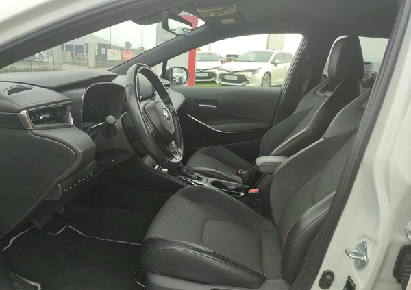 Toyota Corolla cena 96600 przebieg: 122362, rok produkcji 2020 z Młynary małe 379
